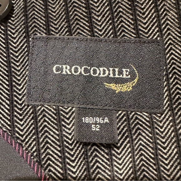 Men’s Grey Black Stripe Velour Two Button Sports Jacket - Picture 6 of 10